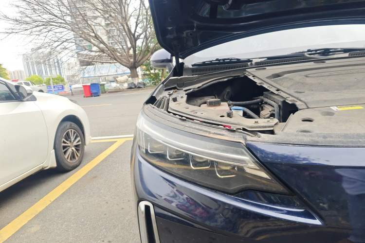 Used Skyworth EV6 2022 410 Travel Edition Right Front Headlight