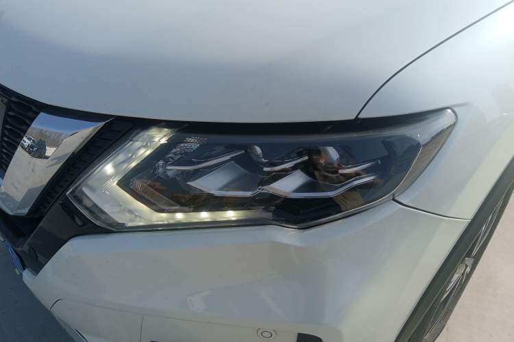Used Nissan X-Trail 2020 2.5L XL ITS CVT 4WD Deluxe Navigation Edition Left Front Headlight