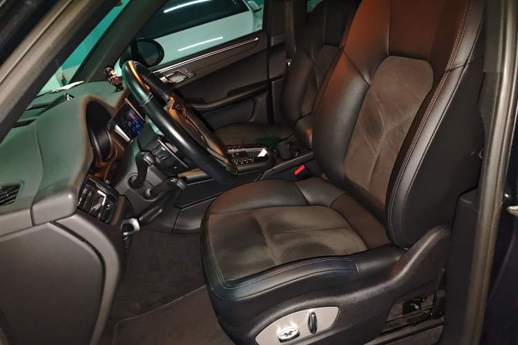 Used Porsche Macan 2018 Macan 2.0T
