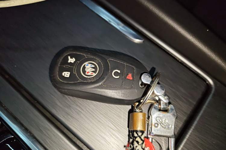 Used Buick Enclave 2020 28T Two-Wheel Drive Prestige Version Interior 1