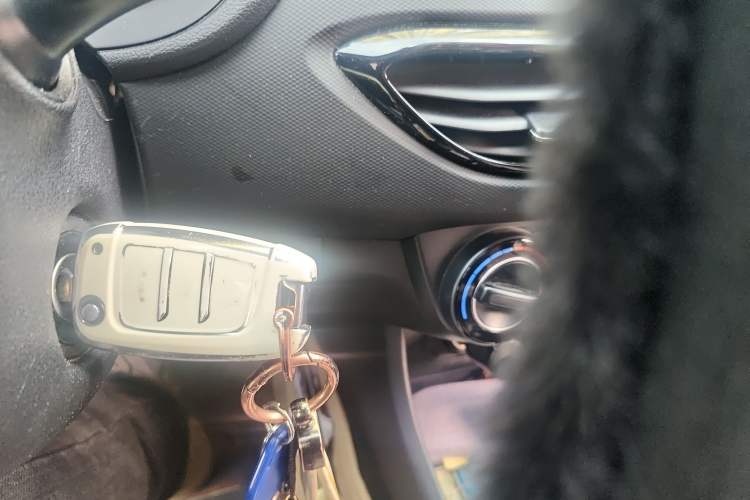 Used Hyundai Celesta 2018 1.6L Automatic GL Enjoyment Version China V Standard Vehicle Key