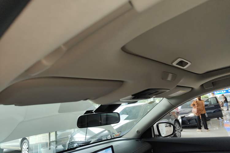 Used Nissan Sylphy 2023 1.6L CVT Enjoyment Edition Headliner