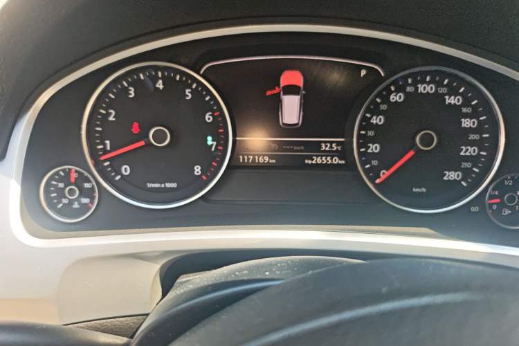 Used Volkswagen Touareg 2014 3.0 TSI New Edition
