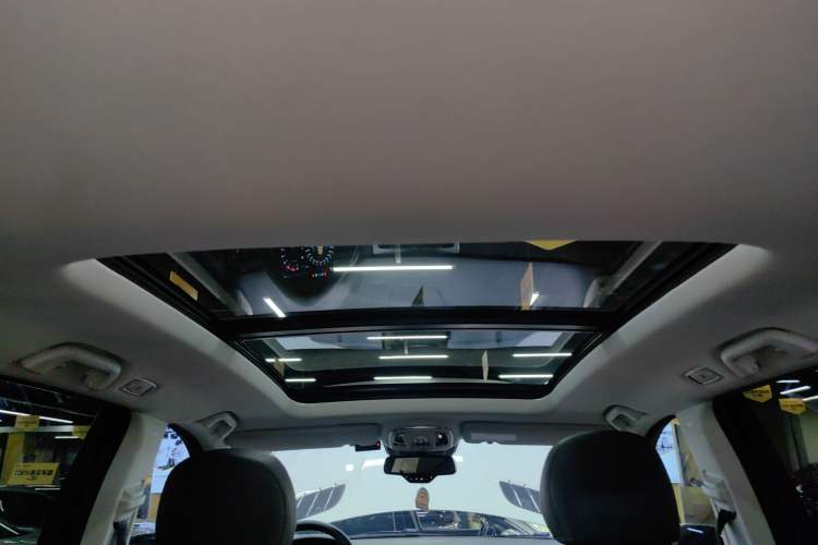 Used Haval H8 2017 2.0T Gasoline Four-Wheel Drive Luxury Model