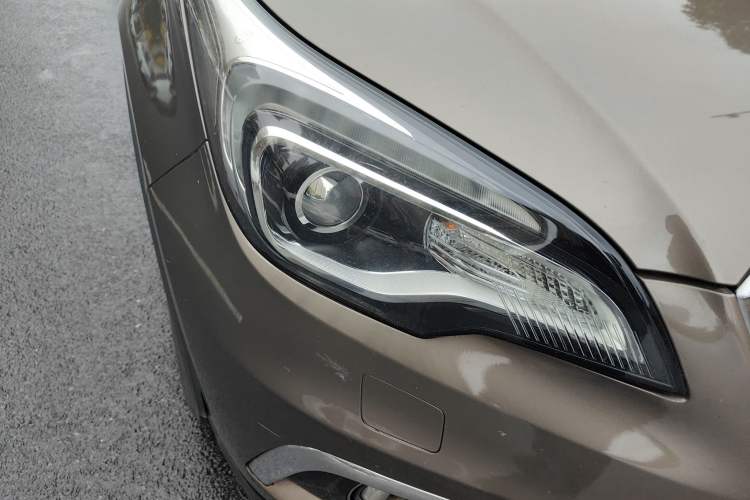 Used Buick Envision 2014 28T Four-Wheel Drive Elite Model