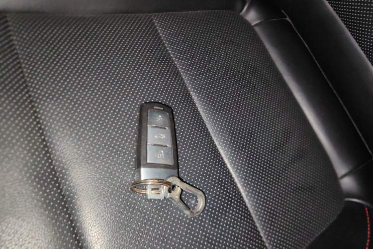 Used Zotye Domy X5 2015 1.5T Manual Luxury Model China V Standard