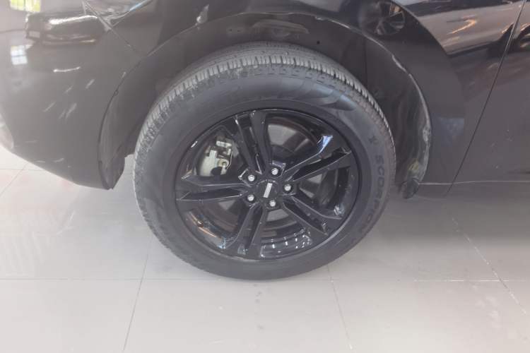 Used Wey VV5 2019 1.5T Two-Wheel Drive Color Pioneer
