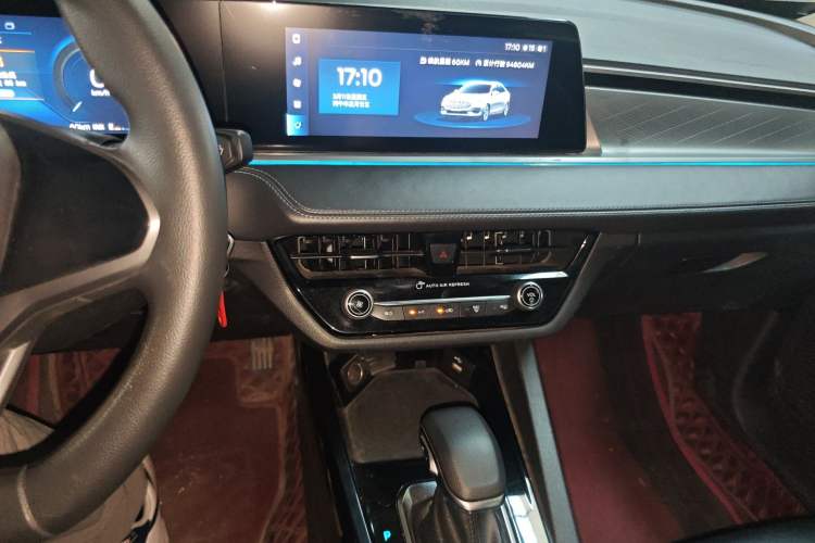 Used Ford Escort 2021 1.5L Automatic Gold Edition Audio And AC Panel