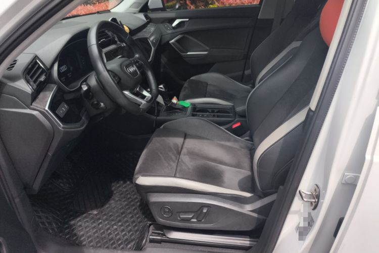 Used Audi Q3 2020 35 TFSI Fashion Dynamic Model
