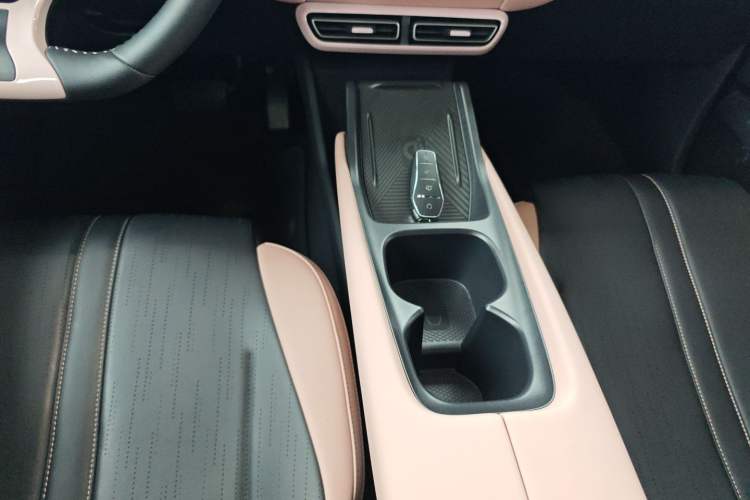 Used BYD Seagull 2025 305 km Free Version Gear Lever