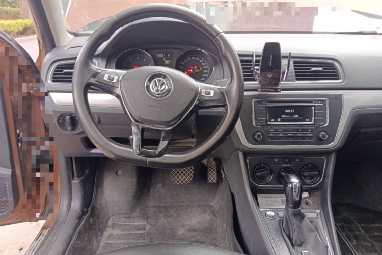 Used Volkswagen Gran Lavida 2017 1.6L Automatic Comfort Edition
