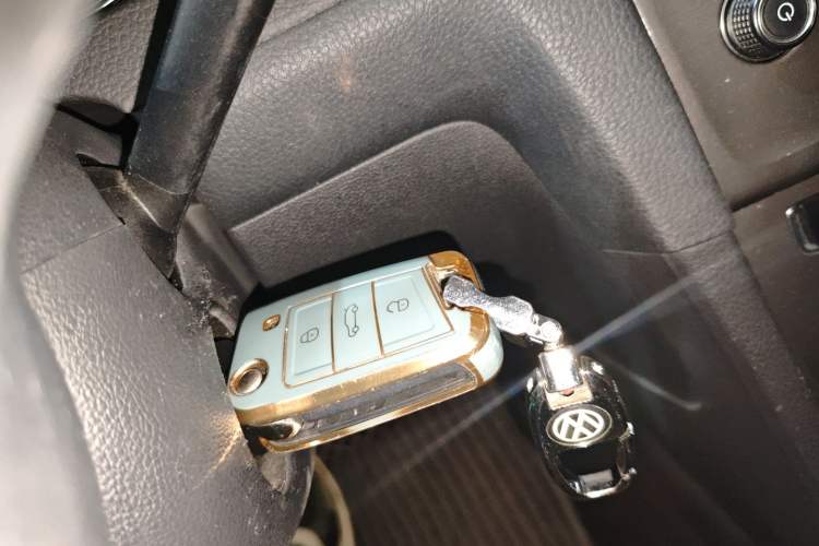 Used Volkswagen Golf 2016 1.6L Automatic Comfort Model Vehicle Key