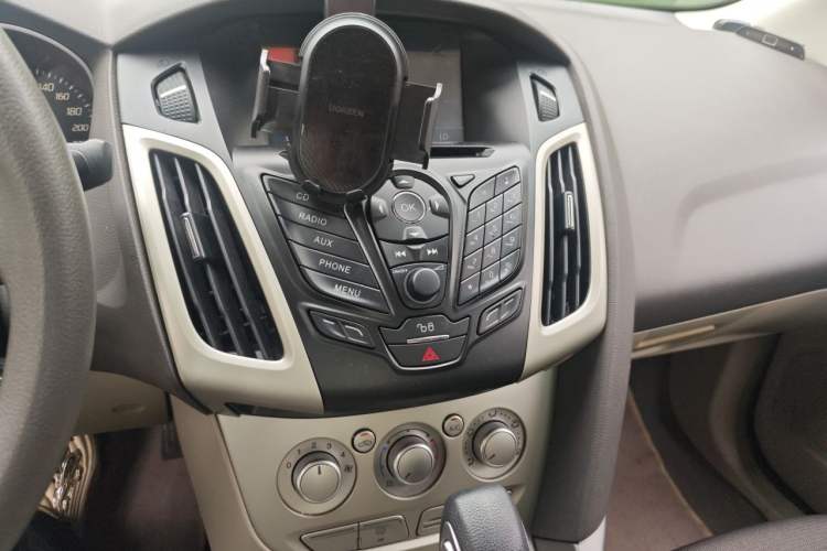 Used Ford Focus 2012 Sedan 1.6L Automatic Comfort Model
