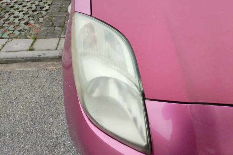 Used Toyota Yaris 2009 1.6E Automatic Comfort Edition Right Front Headlight