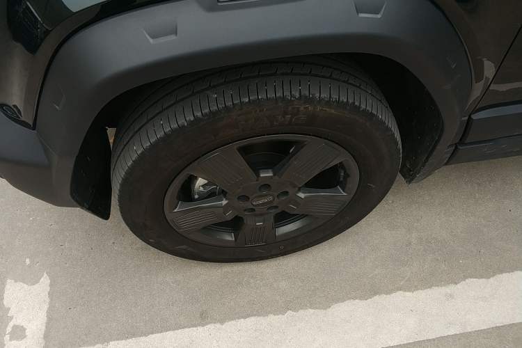 Used iCAR 03 2024 501km Two-Wheel Drive Long-Range Version Left Front Wheel Hub