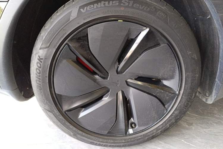 Used Tesla Model Y 2022 Performance High-Performance All-Wheel-Drive Version