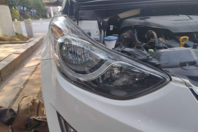 Used Hyundai Elantra (5th Generation / Langdong) 2013 1.6L Automatic Luxury Model