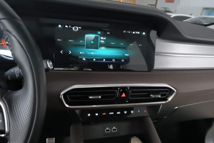 Used JETOUR X90 PLUS 2023 Facelift 1.6TD DCT Villa 7-Seater Audio And AC Panel