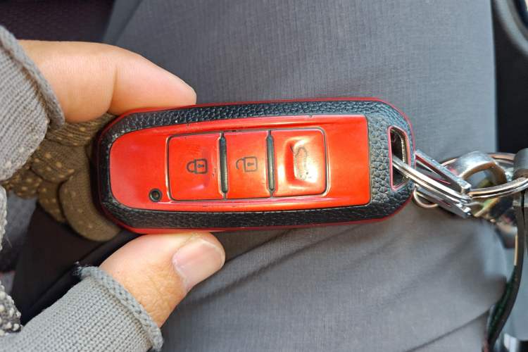 Used Baojun 560 2016 1.8L Manual Luxury Edition Vehicle Key