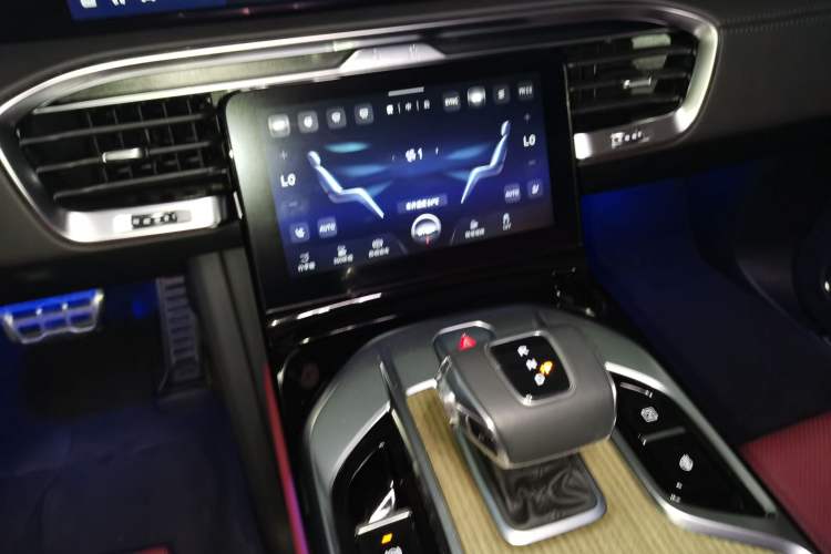 Used Hongqi E-HS9 2022 660 km Range Flagway Edition Six Seats