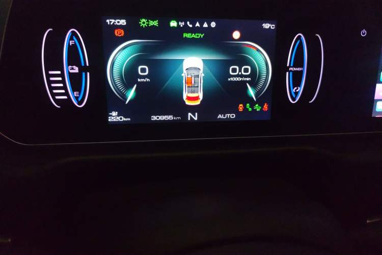 Used ORA Good Cat 2021 400km Standard Range Athena Edition Lithium Iron Phosphate
