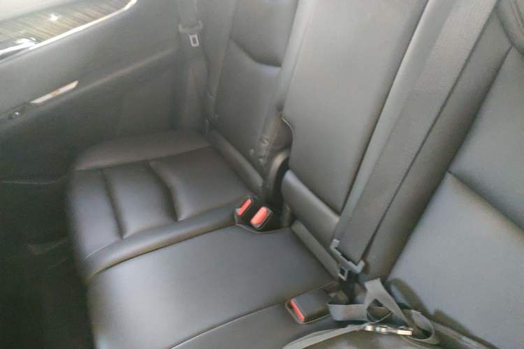 Used Cadillac XT5 2018 28E Four-Wheel Drive Tech Version
