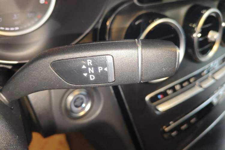 Used Mercedes-Benz C-Class 2019 C 180 L Fashion Edition Sport Version
