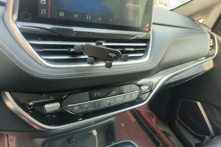 Used SAIC MAXUS G20 2021 PLUS 2.0T Gasoline Automatic Luxury Edition