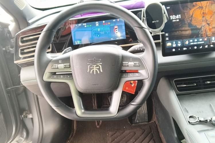 Used BYD Qin L 2025 DM-i Smart Drive 120KM Superior Model
