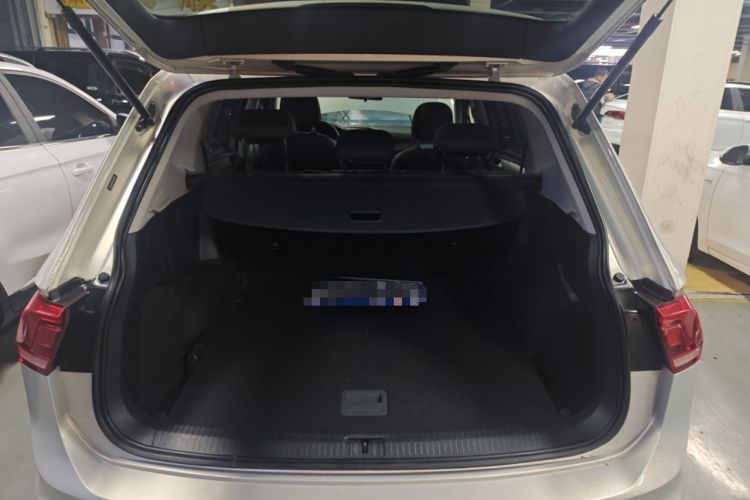 Used Volkswagen Tiguan L 2020 330TSI Automatic Two-Wheel Drive Panoramic Comfort Edition China VI Standard