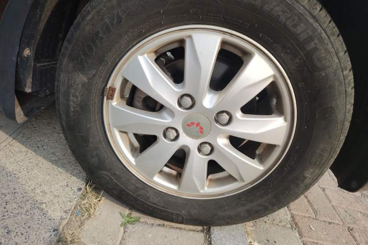 Used Wuling Hongguang 2015 1.5L S Base Model China IV
