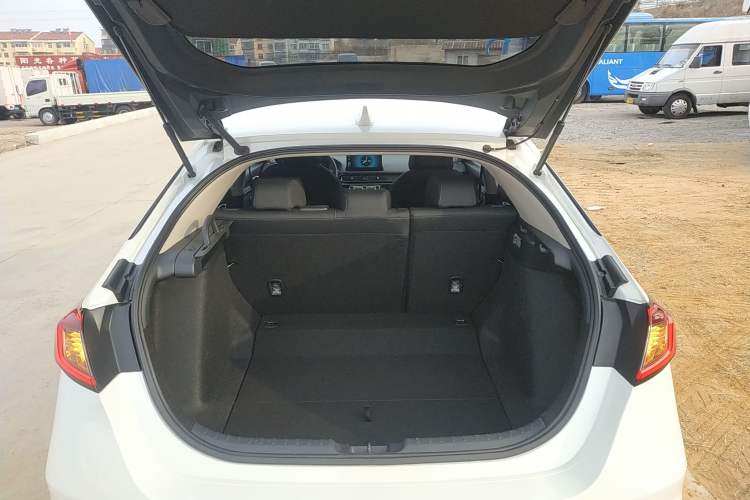 Used Honda Integra 2023 HATCHBACK 240TURBO CVT Trendsetting Edition
