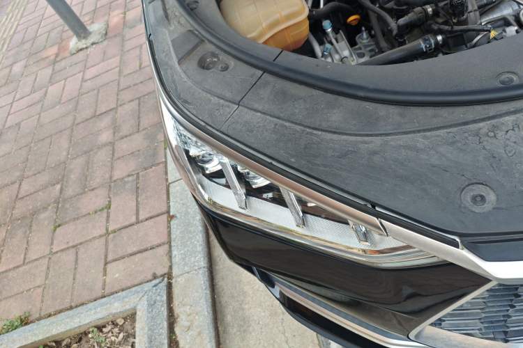 Used BYD Song PLUS 2020 1.5T Automatic Flagship Edition Right Front Headlight