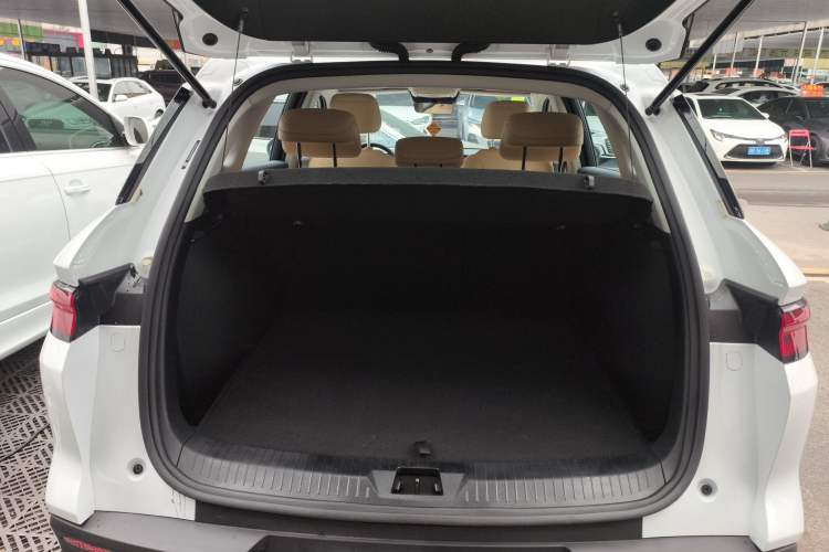 Used BYD Song Pro New Energy 2025 Second-Generation DM-i 75KM Leading Edition Trunk