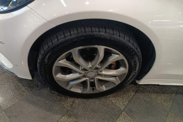 Used Mercedes-Benz C-Class 2015 C 200 L Sport Edition
