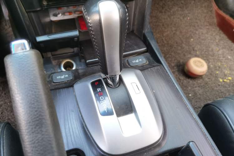 Used Honda Crosstour 2014 2.4L Luxury Edition Gear Lever