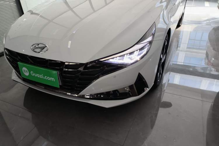 Used Hyundai Elantra 2022 1.5L CVT GLX Elite Edition Left Front Headlight