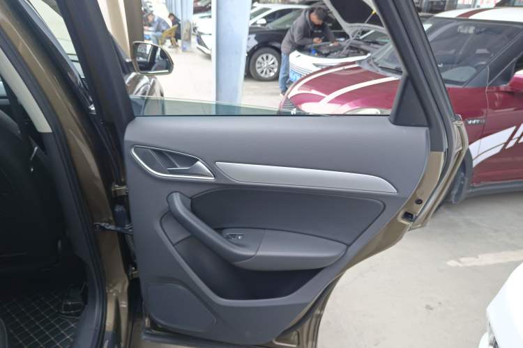 Used Audi Q3 2017 35 TFSI Fashion Model
