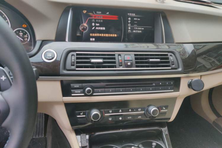 Used BMW 5 Series 2012 523Li Leading Model