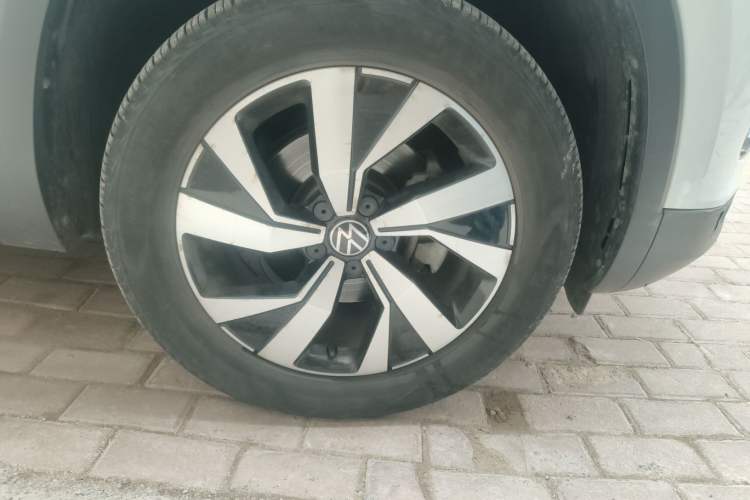 Used Volkswagen Tayron 2022 280TSI Two-Wheel Drive Luxury Smart Connectivity Version
