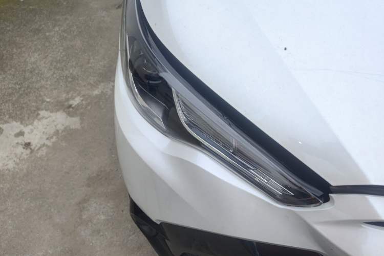 Used Toyota FRONTLANDER 2024 2.0L CVT Elite Plus Edition Right Front Headlight