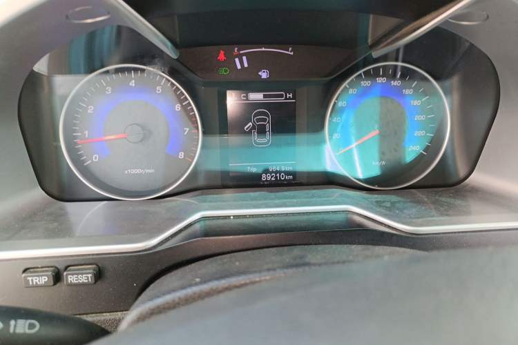 Used Geely Auto Emgrand 2014 Hatchback 1.5L Manual Fashion Edition