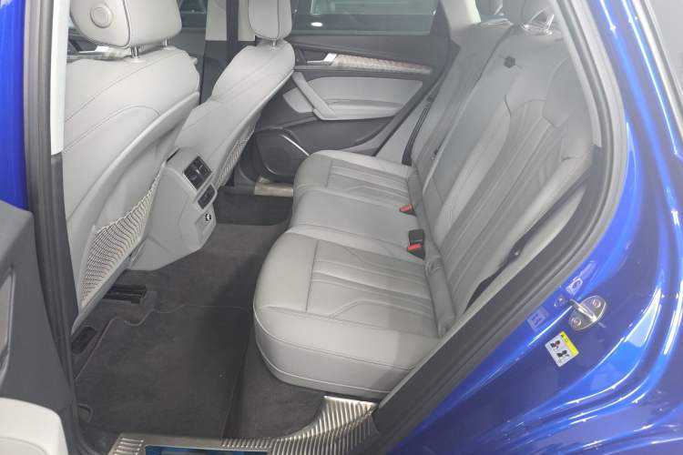 Used Audi Q5L 2021 40 TFSI Luxury Dynamic Edition Left Rear Seat