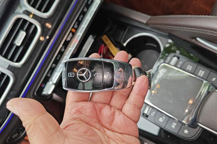 Used Mercedes-Benz GLS 2022 Refresh GLS 450 4MATIC Fashion Edition Vehicle Key