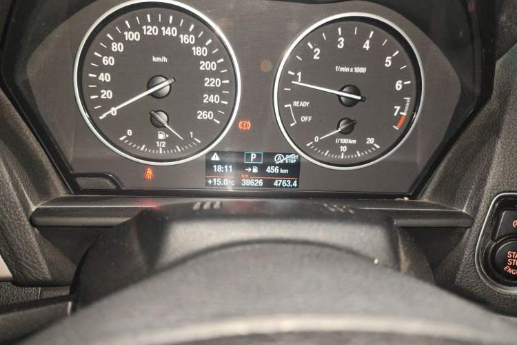 Used BMW 2 Series 2015 220i Convertible Coupe Leading Model
