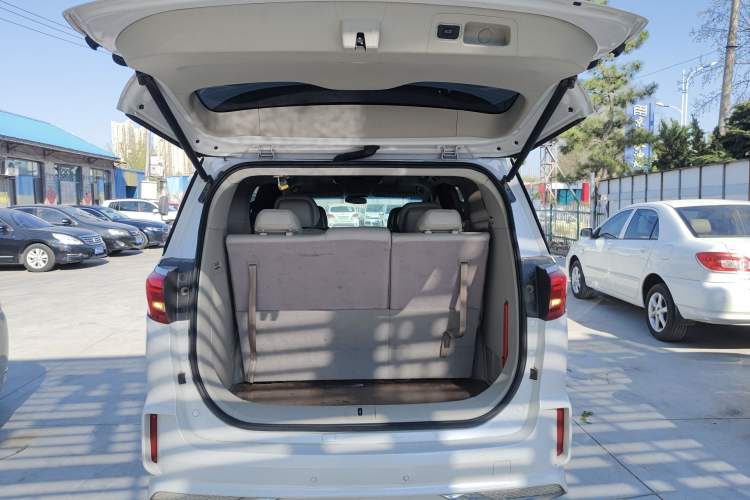 Used Buick GL8 2018 ES 28T Comfort Model China VI Standard