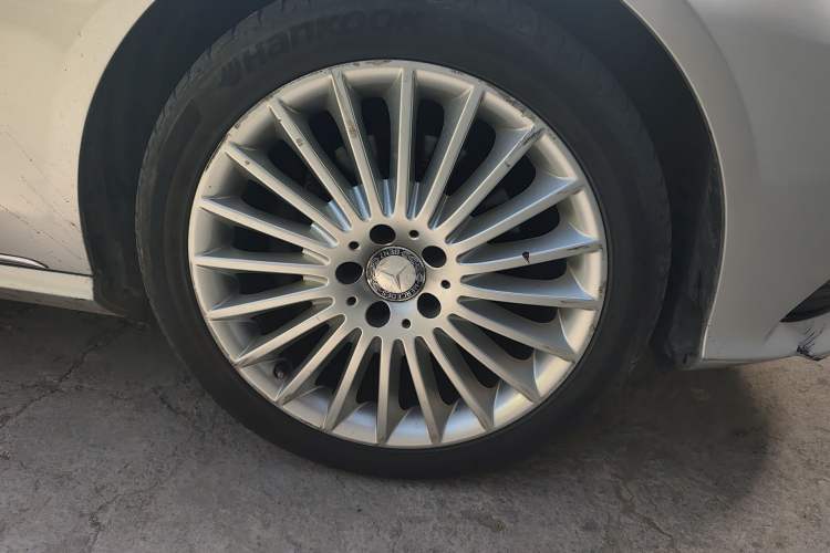 Used Mercedes-Benz E-Class 2014 E 300 L