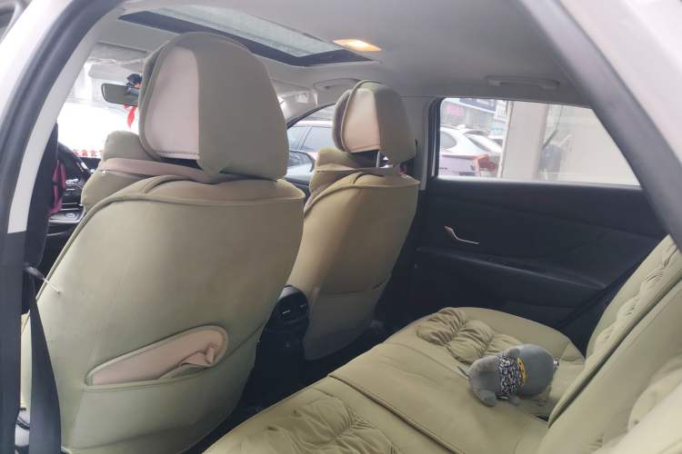 Used Hyundai Elantra 2022 1.5L CVT LUX Prestige Edition