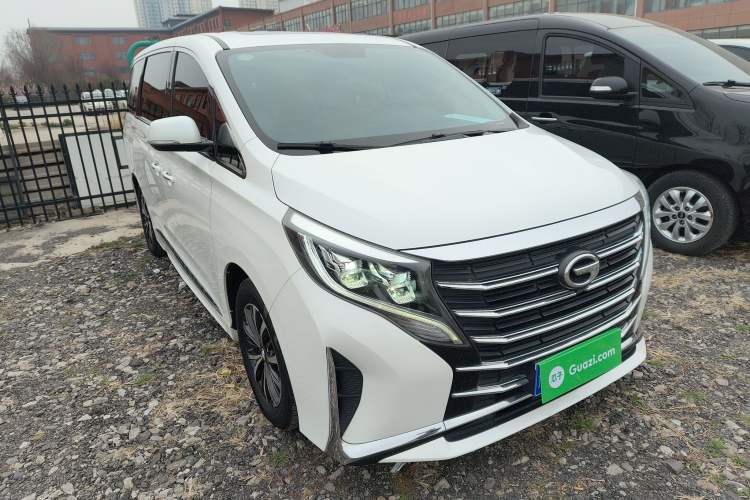 Used GAC Trumpchi M8 2021 Lingxiu Series 390T Luxury Edition Front Right 45 Deg