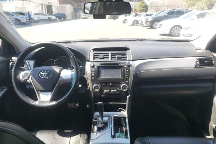 Used Toyota Camry 2012 Junrui 2.0S Radiant Edition Center Console